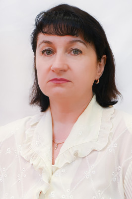 Воспитатель Помогайба Лариса Николаевна